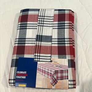 NWT Kohl’s Celebrate Americana Tablecloth